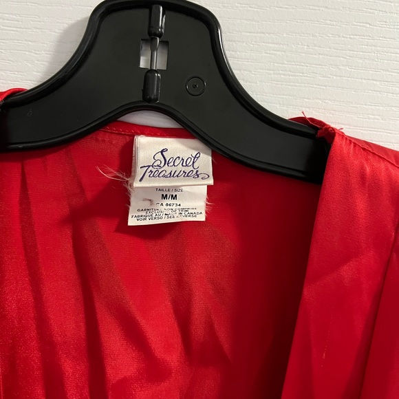 Vintage red house coat - Picture 2 of 2